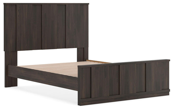Shaehartin - Queen Panel Platform Bed - Dark Brown image 2