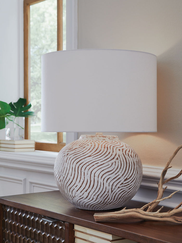 Vien - Terracotta Table Lamp - Distressed White image 3