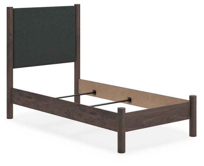 Pamytta - Upholstered Panel Bed image 2