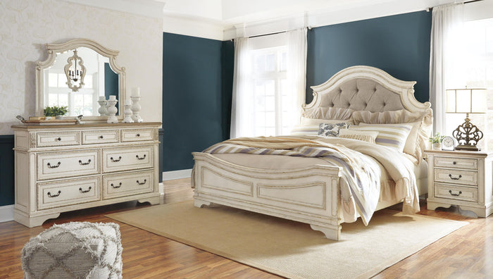 Realyn - Dresser image 3