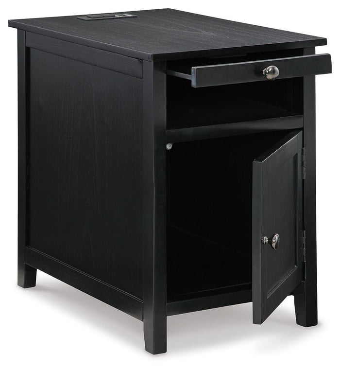 Treytown - Chair Side End Table image 6