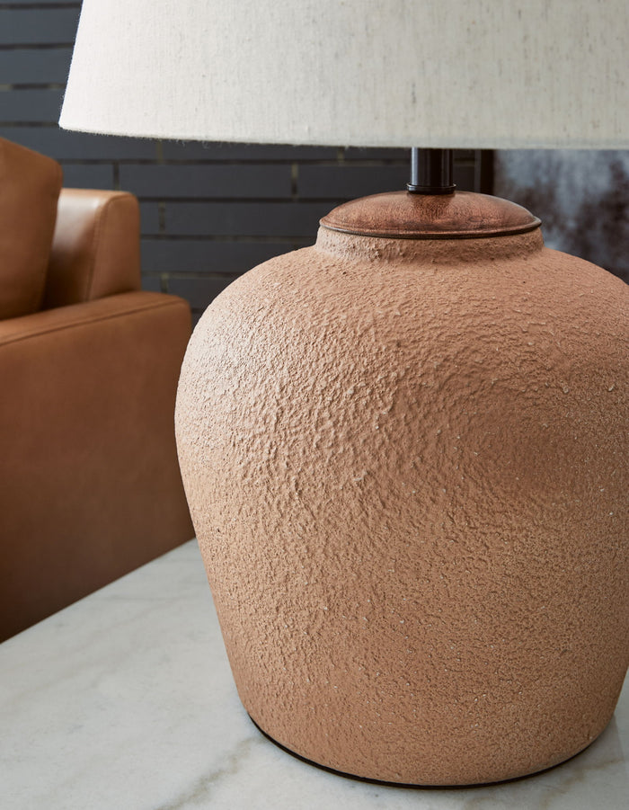 Scantor - Metal Table Lamp - Rust image 2