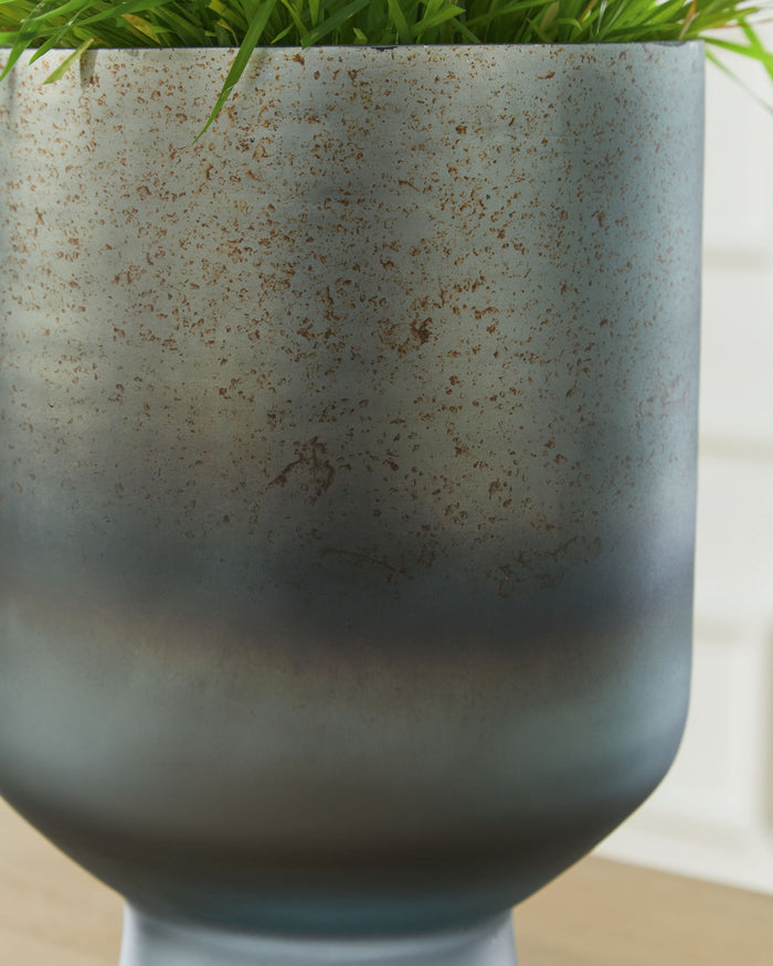 Pennmore - Vase image 3