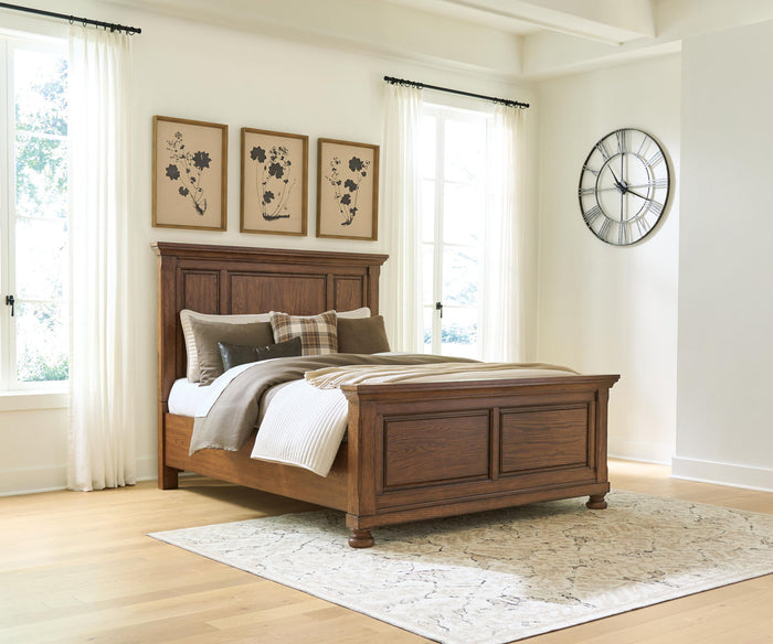 Zackaryn - Panel Bed image 2