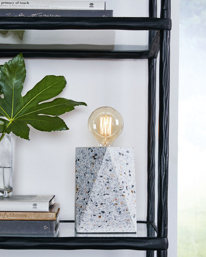 Maywick - Concrete Table Lamp  - White image 2