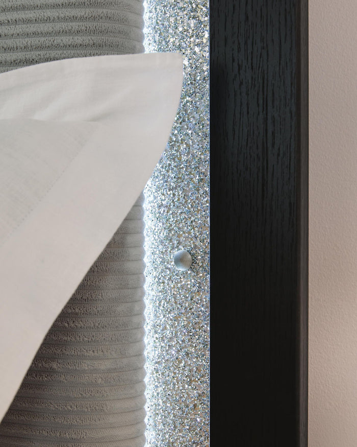 Maeling - Upholstered Panel Headboard image 7