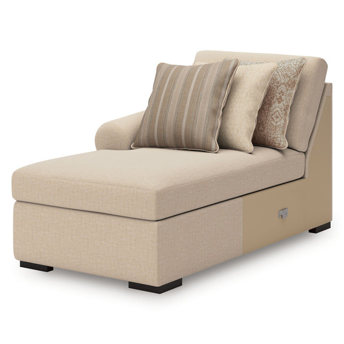 LadyMae - Sectional image 10
