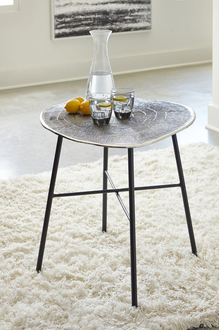 Laverford - Round End Table - Chrome / Black image 2