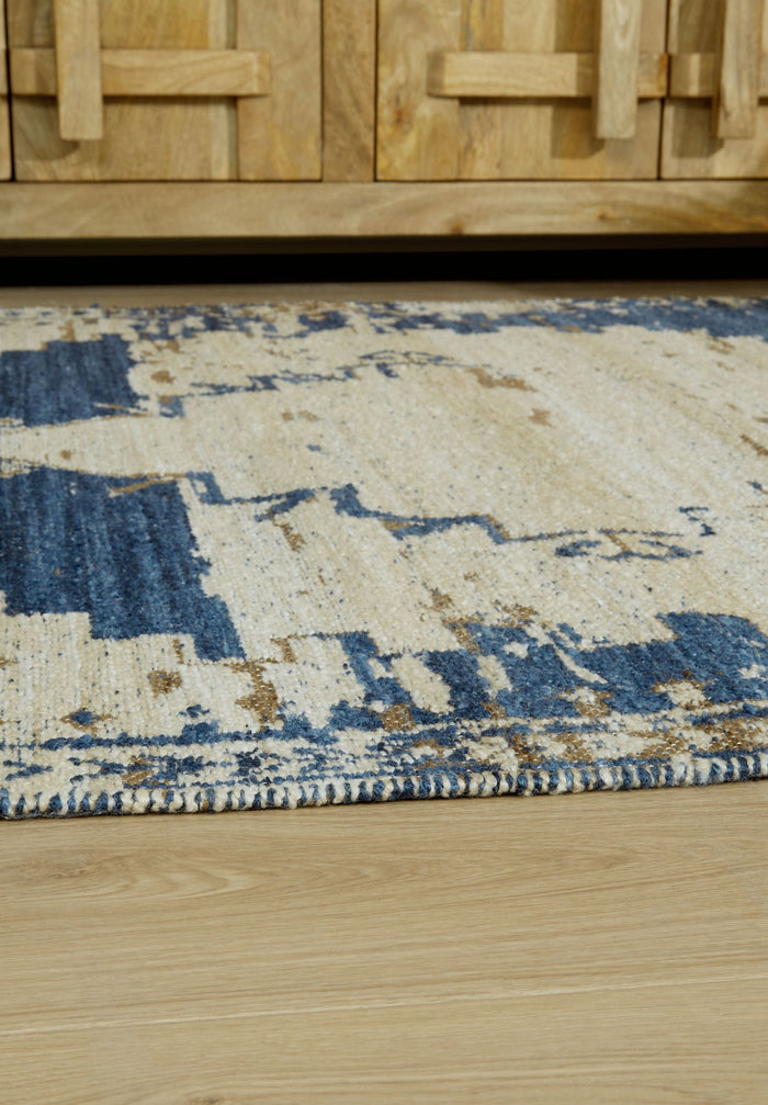 Varnler - Rug image 4