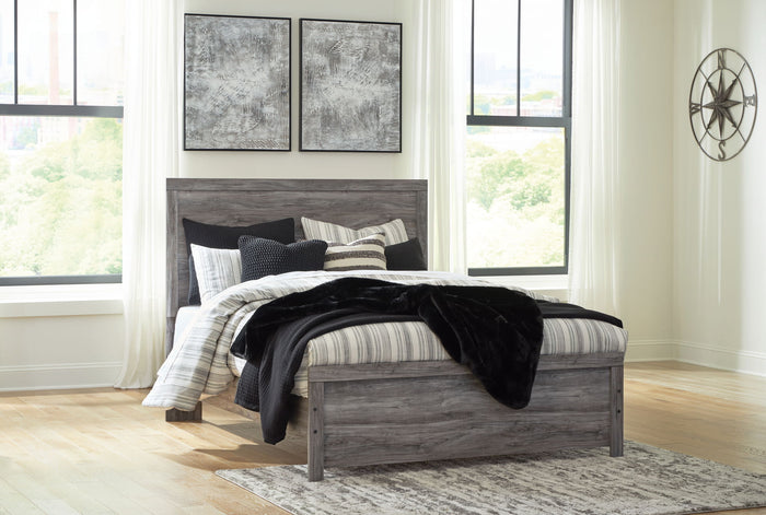 Bronyan - Panel Bed image 2