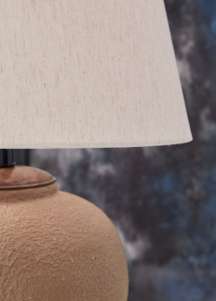 Scantor - Metal Table Lamp - Rust image 3