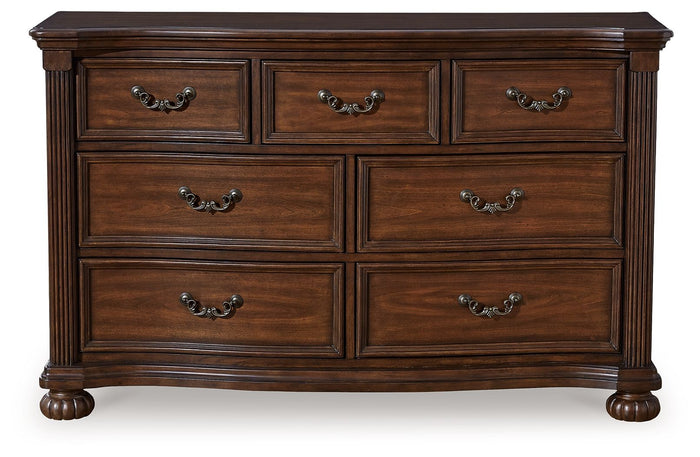 Lavinton - Dresser - Brown image 2