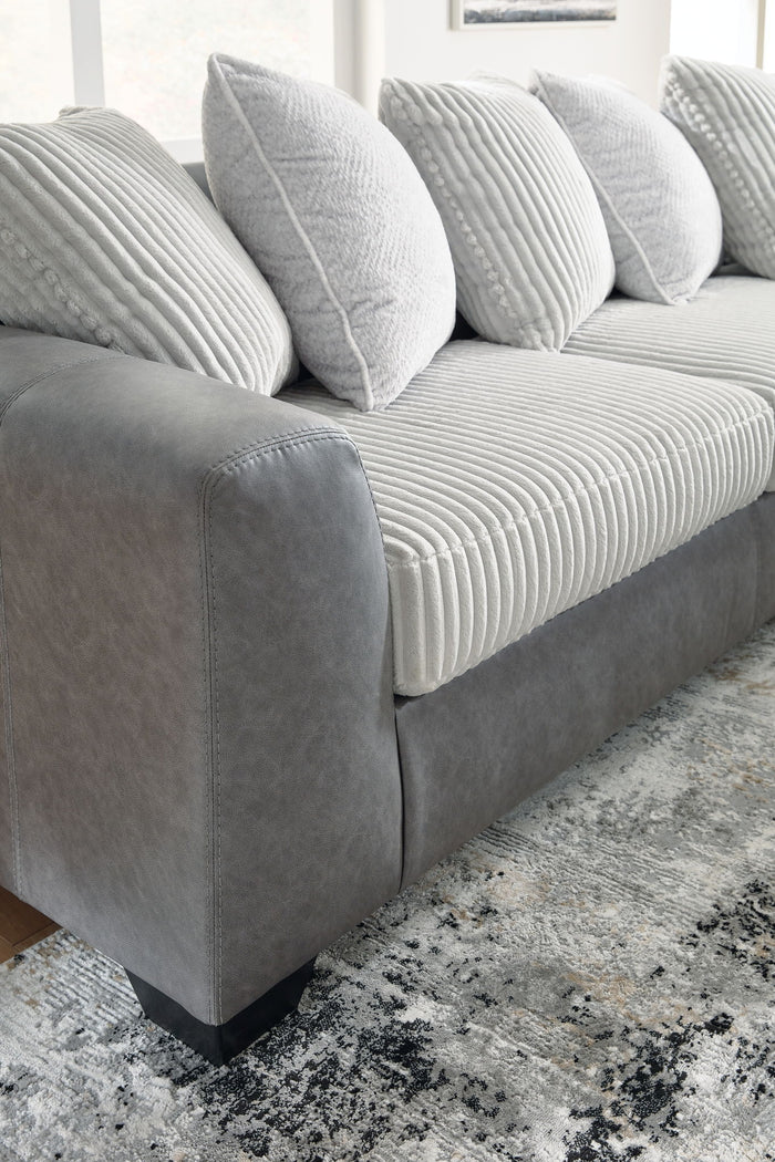 Clairette Court - Sectional image 4