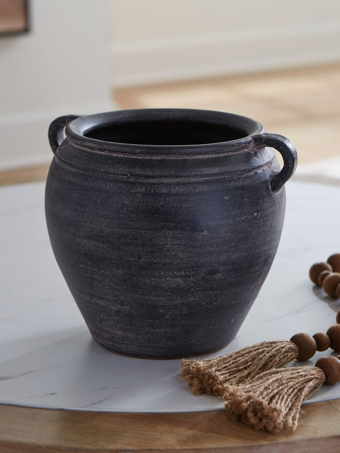 Meadie - 9" Vase image 4