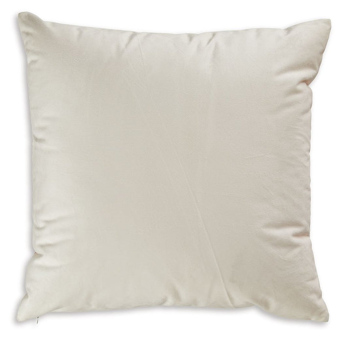 Lauretwood - Pillow image 2