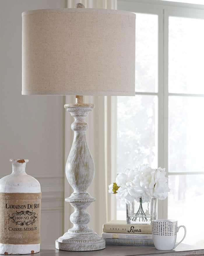 Bernadate - Table Lamp (Set of 2) image 2