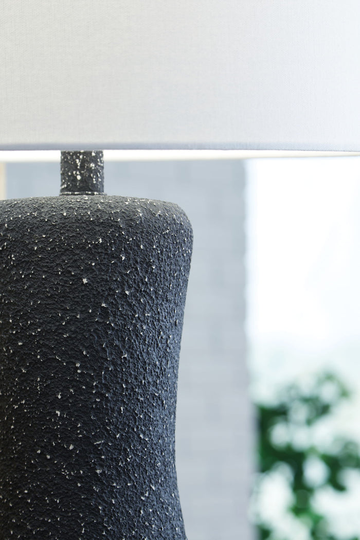 Maykins - Metal Table Lamp - Black image 2