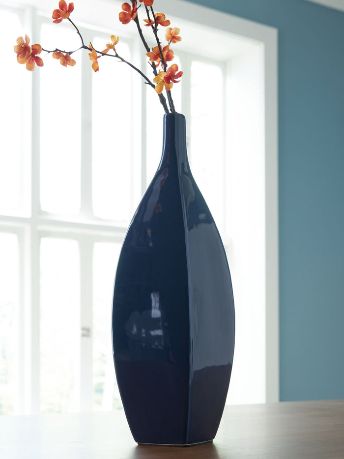 Abtinson - Vase image 5