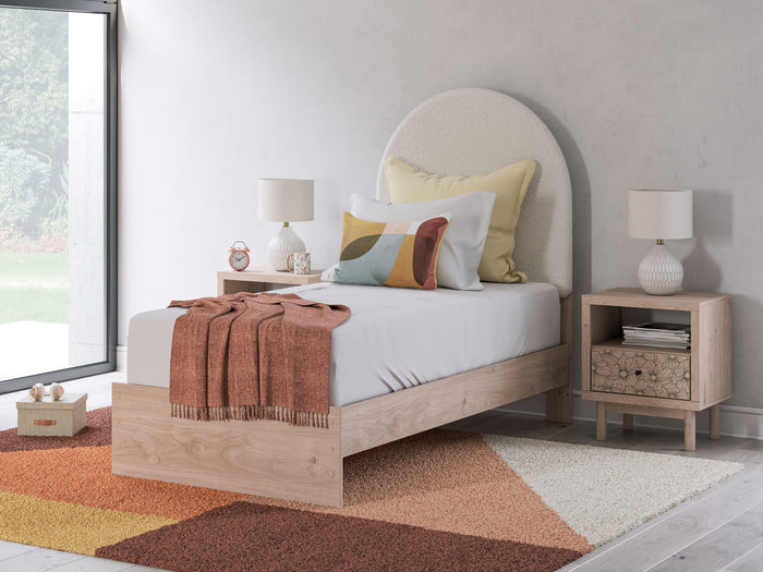 Arloster - Upholstered Panel Bed image 8