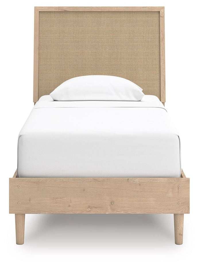Cielden - Panel Bed image 3