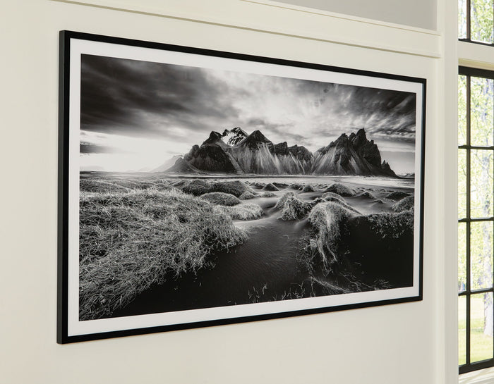 Delstone - Wall Art - Black / White image 3