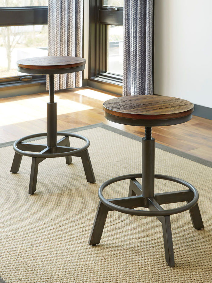 Torjin - 3 Pc. - Long Counter Table, 2 Stools - Dark Brown image 2