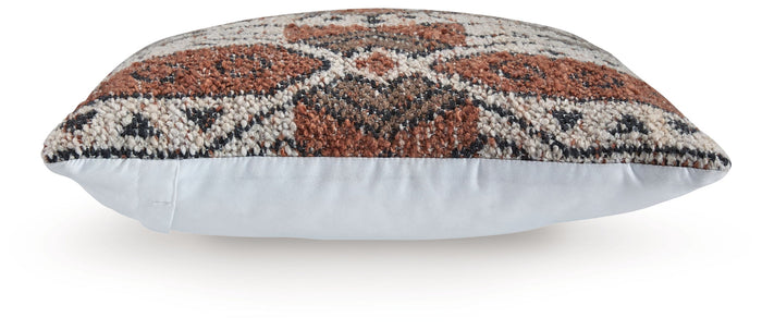 Kierenworth - Pillow image 2
