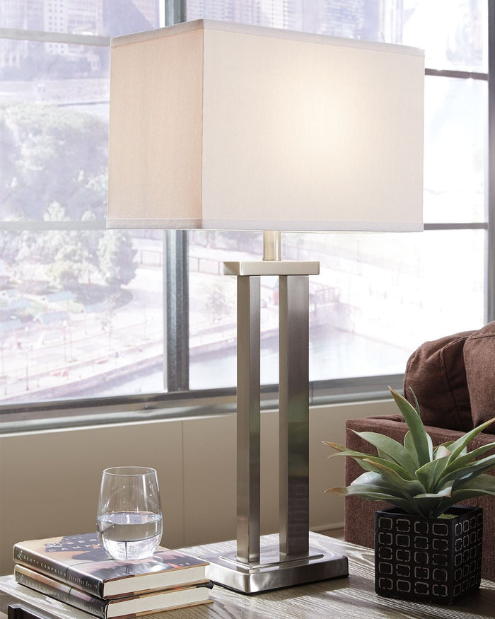 Aniela - Metal Table Lamp Set image 4