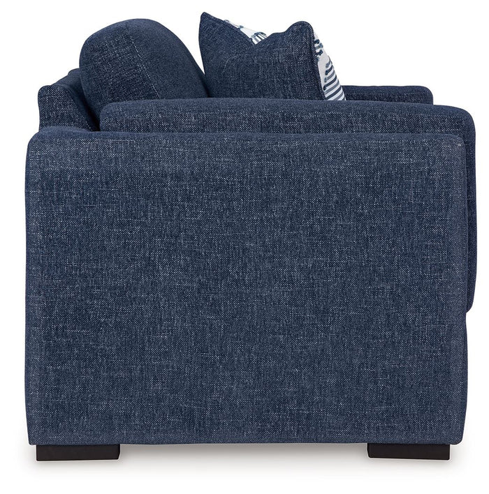 Evansley - Chair And A Half image 5
