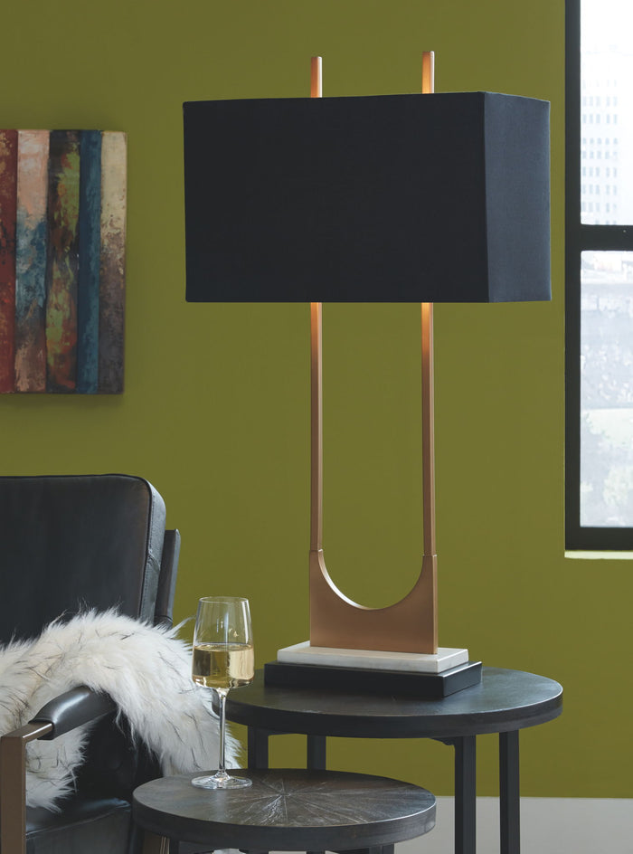 Malana - Metal Table Lamp  - Brass Finish image 2