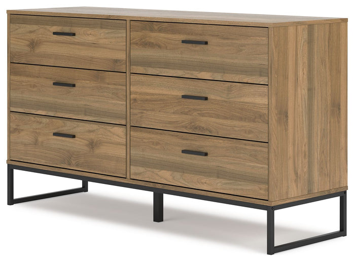 Deanlow - Six Drawer Dresser - Honey image 2