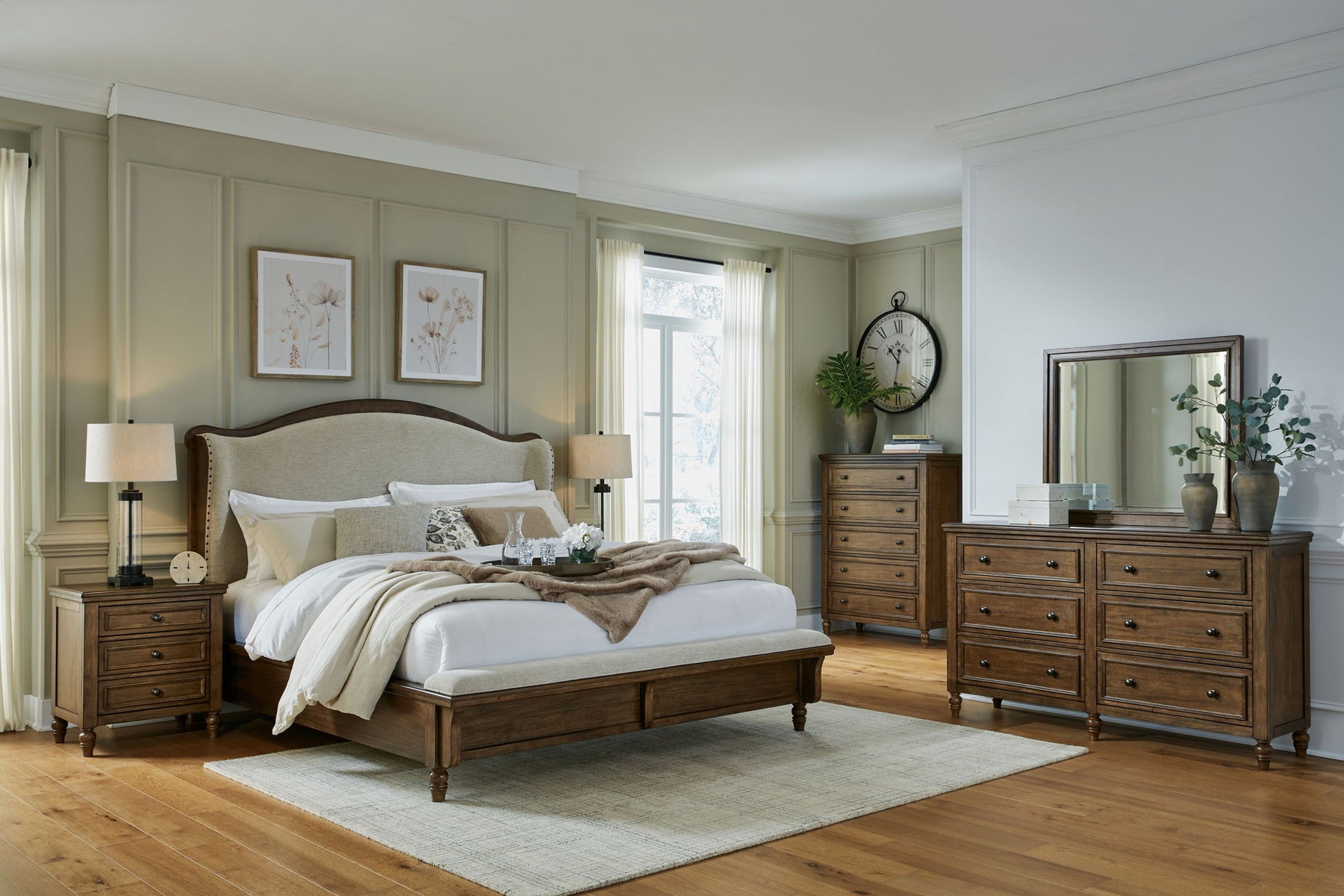Dark Brown / 6 Pc. Bed, Dresser, Mirror, Chest / King