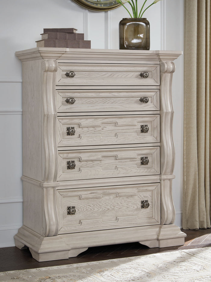 Bruchandi - Five Drawer Chest - Antique White image 3