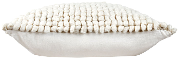 Aavie - Pillow image 3