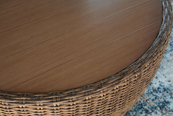Double Point - Round Cocktail Table - Beige image 2