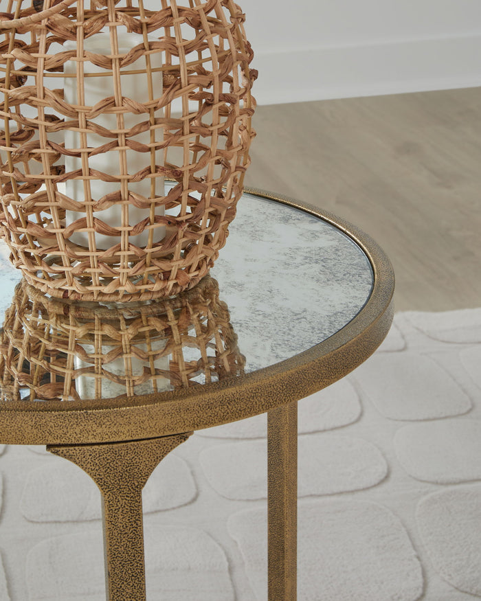 Korajane - Table image 4
