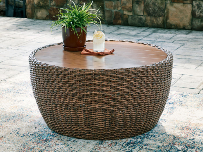 Double Point - Round Cocktail Table - Beige image 3