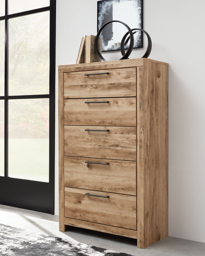 Hyanna - Five Drawer Chest - Tan Brown image 3