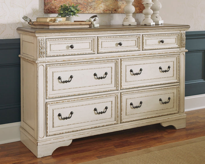 Realyn - Dresser image 1