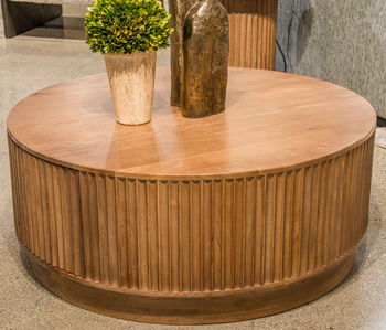 Towner Grove - Round Table image 2