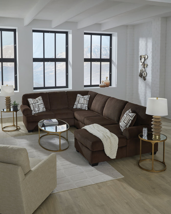 Kimlee - Sectional image 6