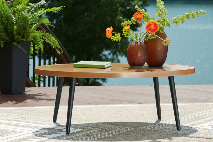 Horizon Hall - Cocktail Table - Two-tone Brown image 3