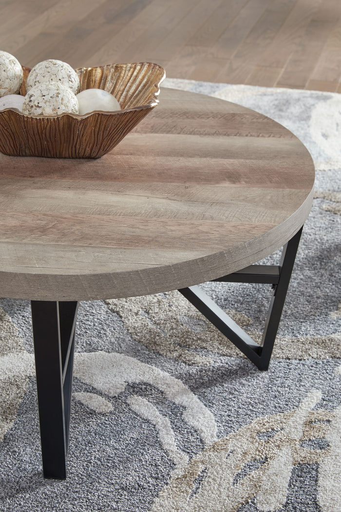 Deanlee - Occasional Table Set (Set of 3) - Grayish Brown / Black image 2