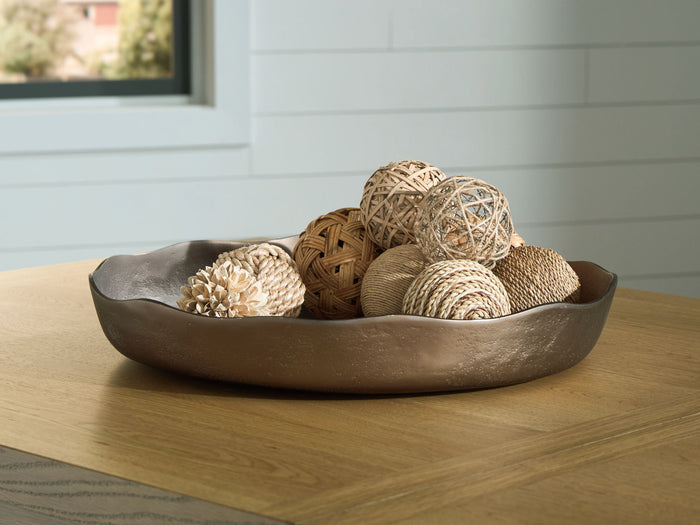 Wallmen - Tray - Champagne Gold Finish image 3