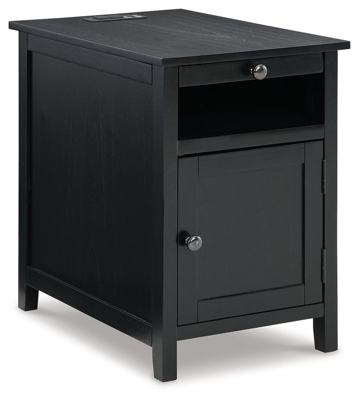 Treytown - Chair Side End Table image 2