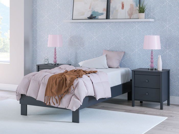 Simmenfort - Platform Bed image 3