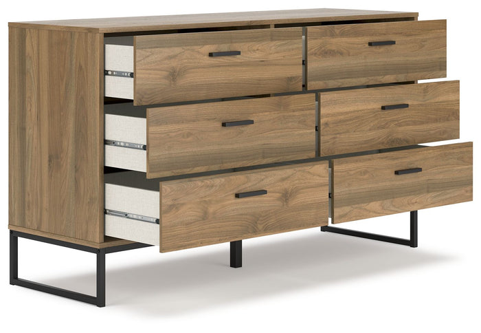 Deanlow - Six Drawer Dresser - Honey image 3