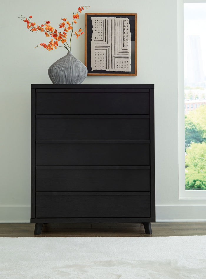 Danziar - Five Drawer Wide Chest - Black image 3