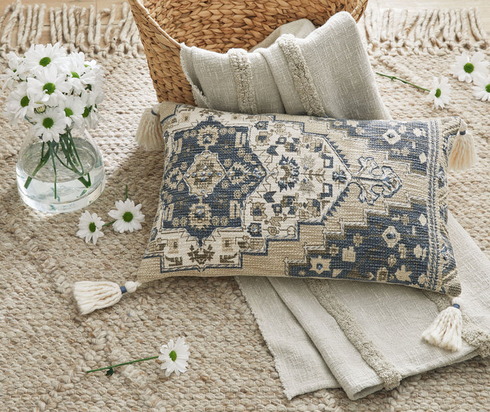 Winbury - Pillow image 3