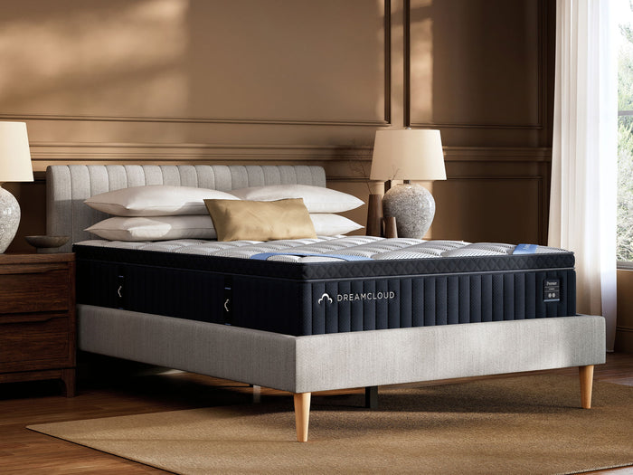 DreamCloud Premier Hybrid - Mattress image 2